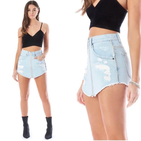 NWT Carmar Beatrice Pearl Side Trim Zip Front Distressed Denim Jean Skirt 28